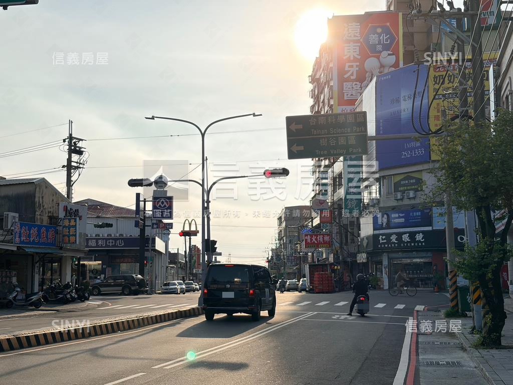 善化市中心土地房屋室內格局與周邊環境