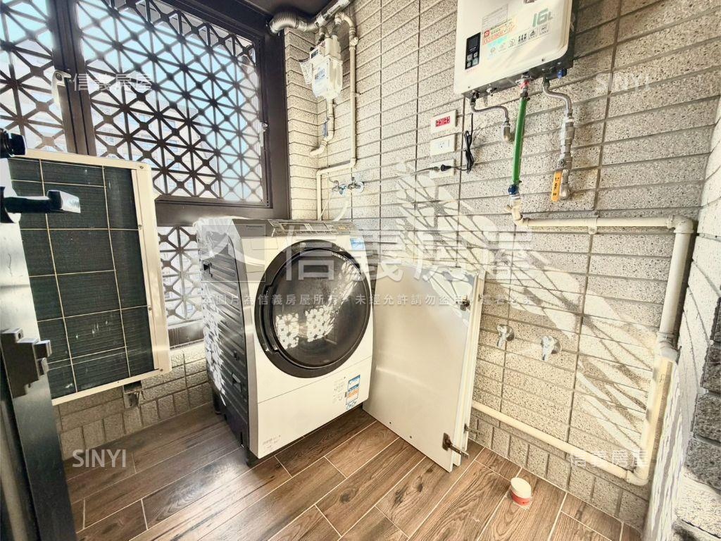 專任雙捷晶華高樓方正２房房屋室內格局與周邊環境