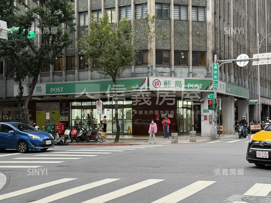 聖羅蘭邊間低總大套房屋室內格局與周邊環境