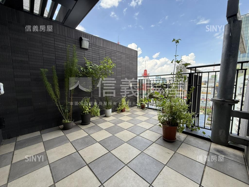 昇陽城中遠景露臺兩房豪邸房屋室內格局與周邊環境