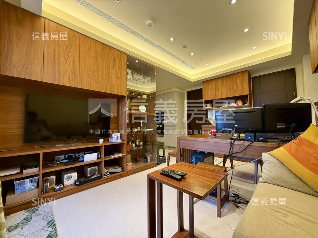 昇陽城中遠景露臺兩房豪邸房屋室內格局與周邊環境