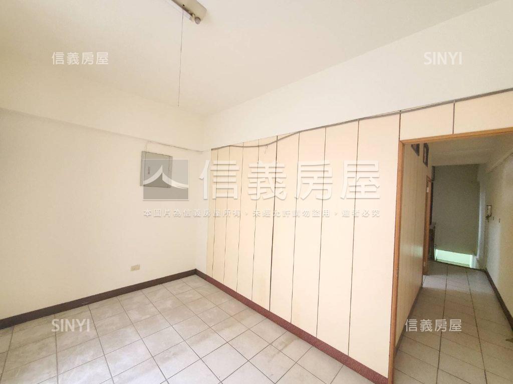❤中興路一段挑高美樓店❤房屋室內格局與周邊環境