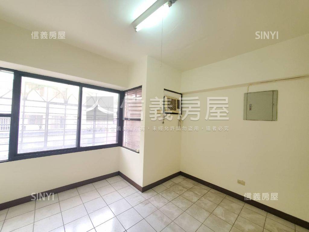 ❤中興路一段挑高美樓店❤房屋室內格局與周邊環境