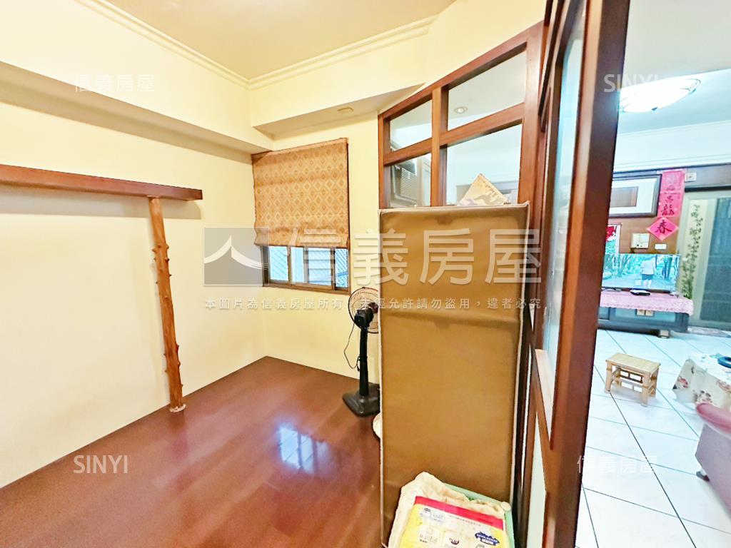 捷運豐樂公園站三房車位房屋室內格局與周邊環境