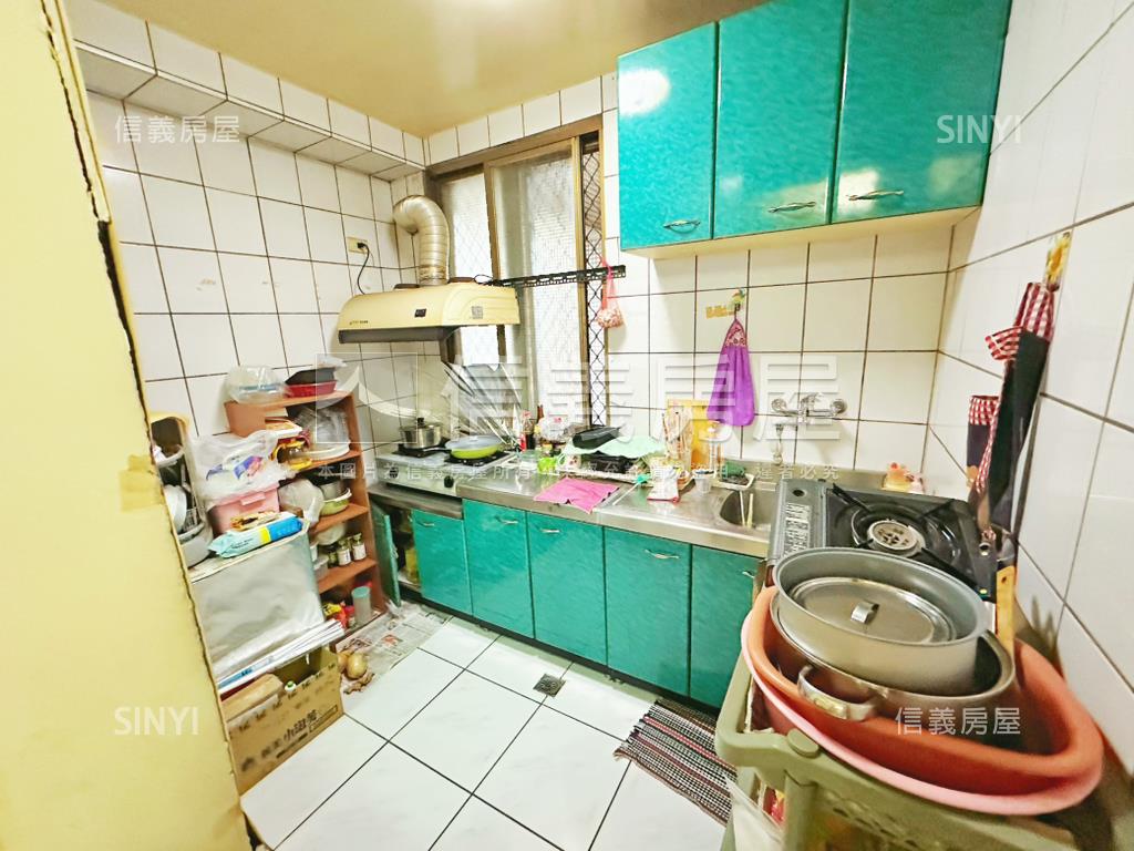 捷運豐樂公園站三房車位房屋室內格局與周邊環境