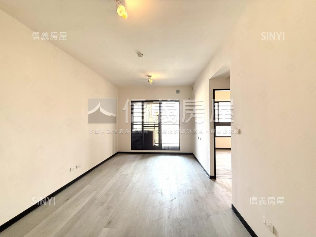 合雄新站景觀兩房車位房屋室內格局與周邊環境