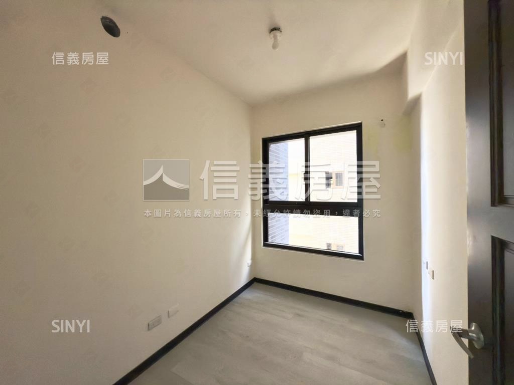 合雄新站景觀兩房車位房屋室內格局與周邊環境