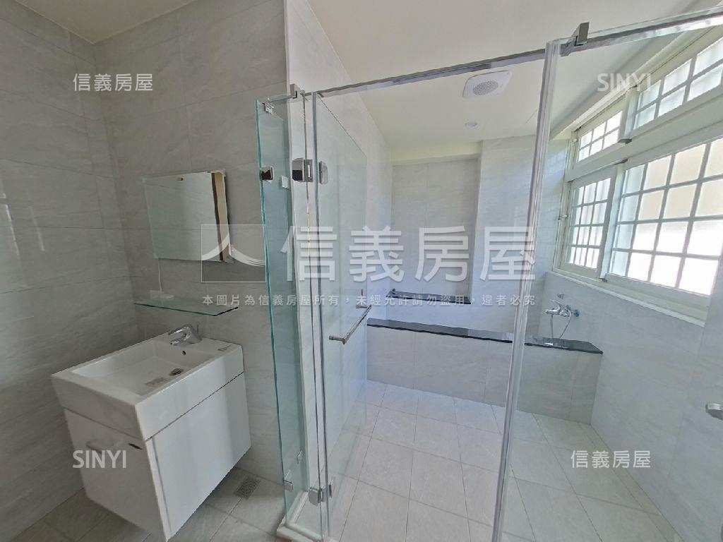 曉陽商圈全新電梯別墅房屋室內格局與周邊環境