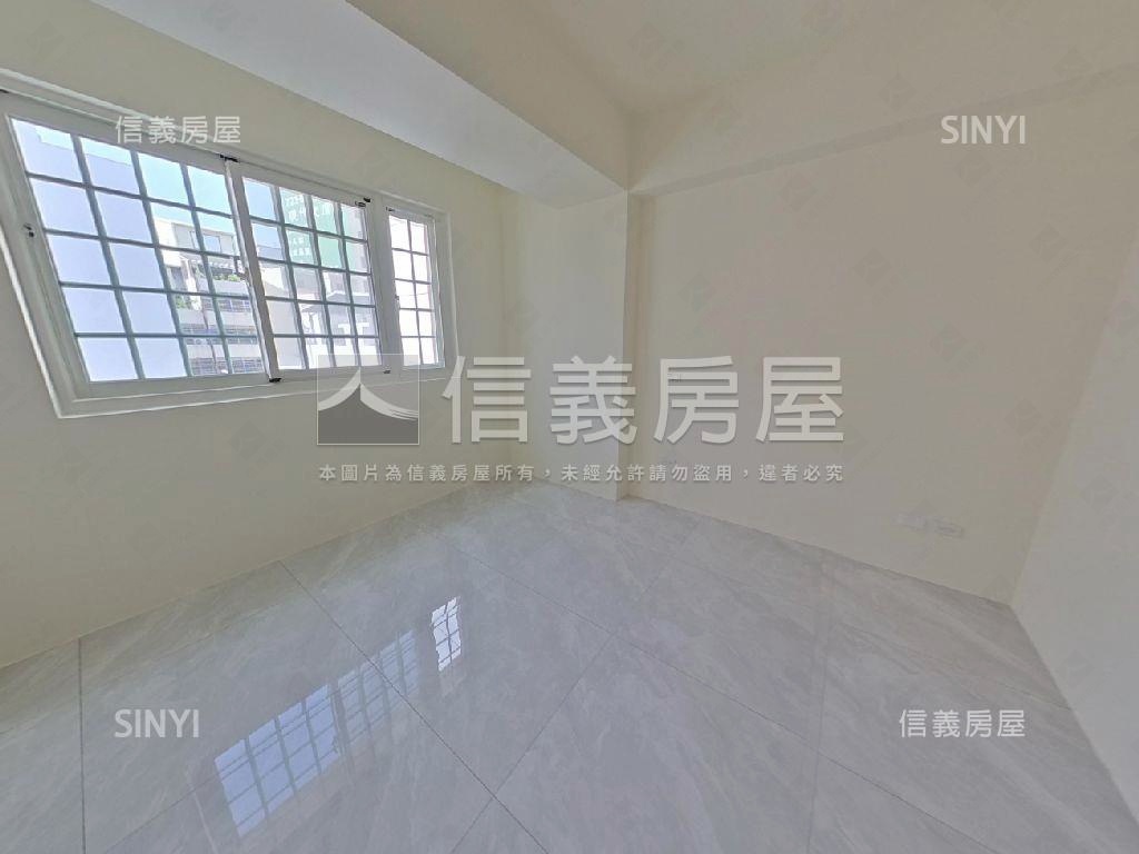 曉陽商圈全新電梯別墅房屋室內格局與周邊環境