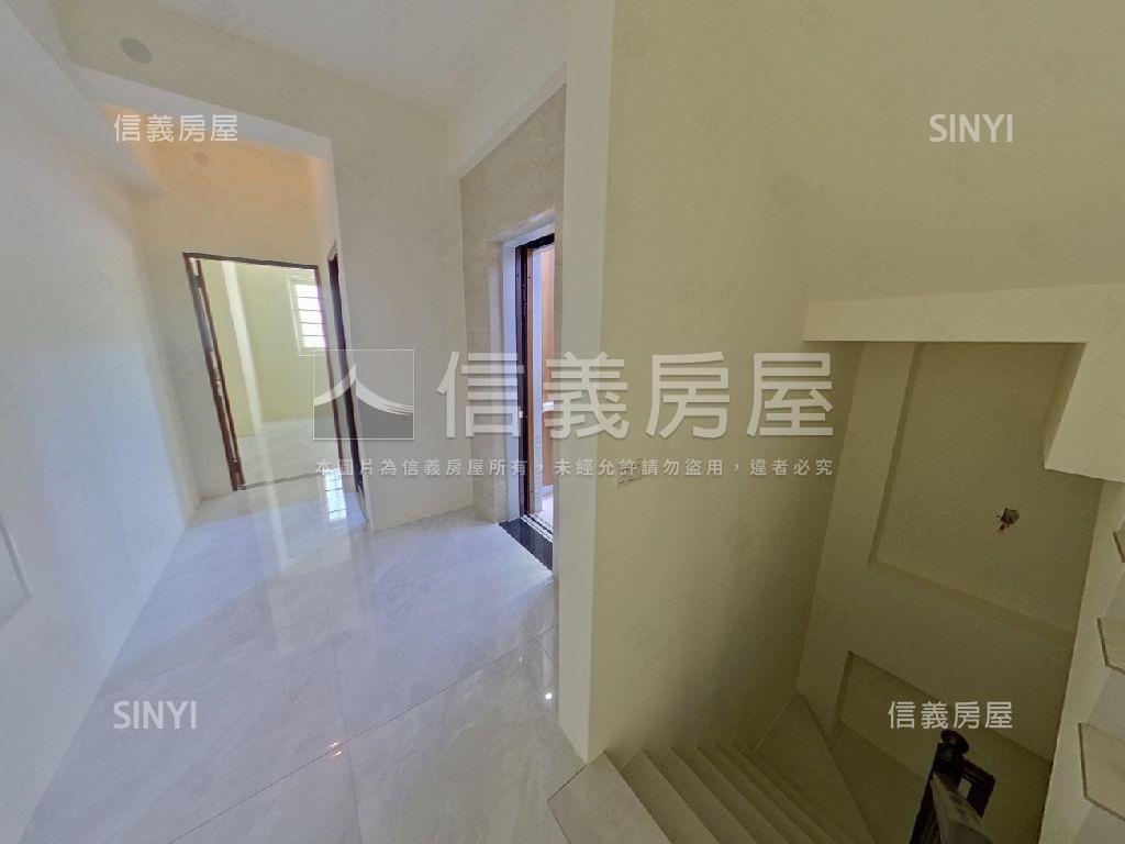曉陽商圈全新電梯別墅房屋室內格局與周邊環境