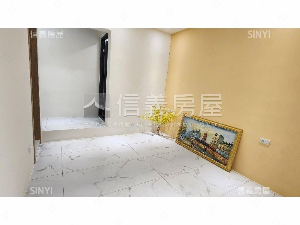 秀朗捷運美裝一樓房屋室內格局與周邊環境