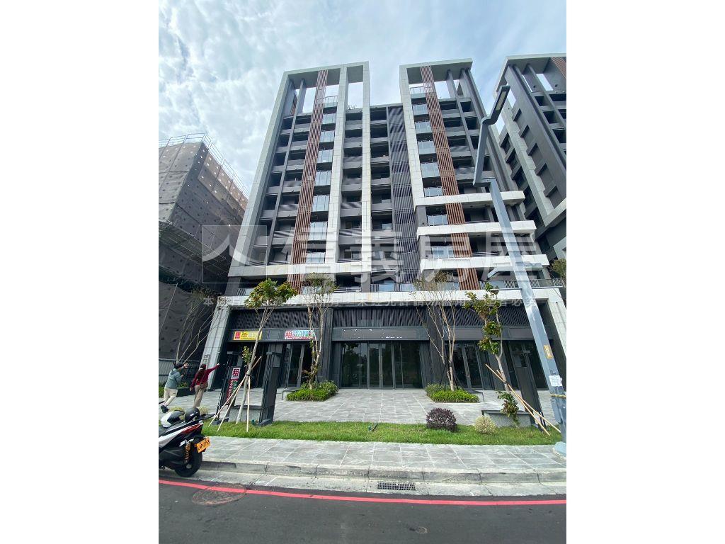 學校旁黃金店面質感Ｊ１２房屋室內格局與周邊環境