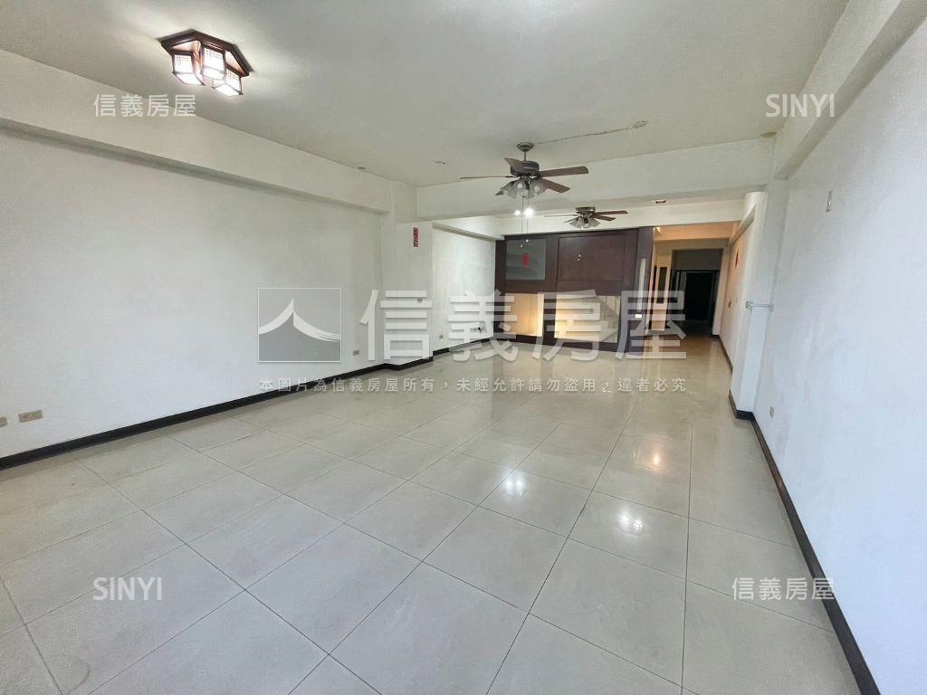 近樹義朝南震後臨路透天房屋室內格局與周邊環境