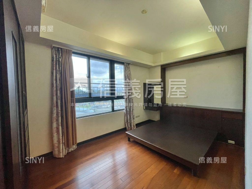 近樹義朝南震後臨路透天房屋室內格局與周邊環境