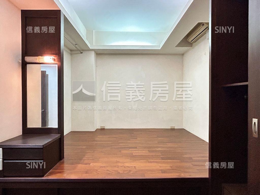 近樹義朝南震後臨路透天房屋室內格局與周邊環境