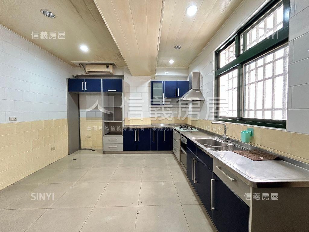 近樹義朝南震後臨路透天房屋室內格局與周邊環境