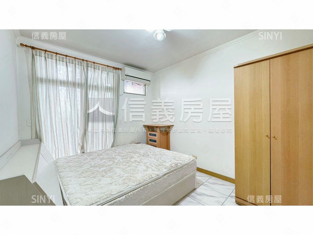 文心國小大二房二衛車位房屋室內格局與周邊環境