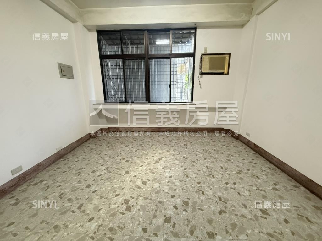 衛民街ＲＣ正３樓透天房屋室內格局與周邊環境