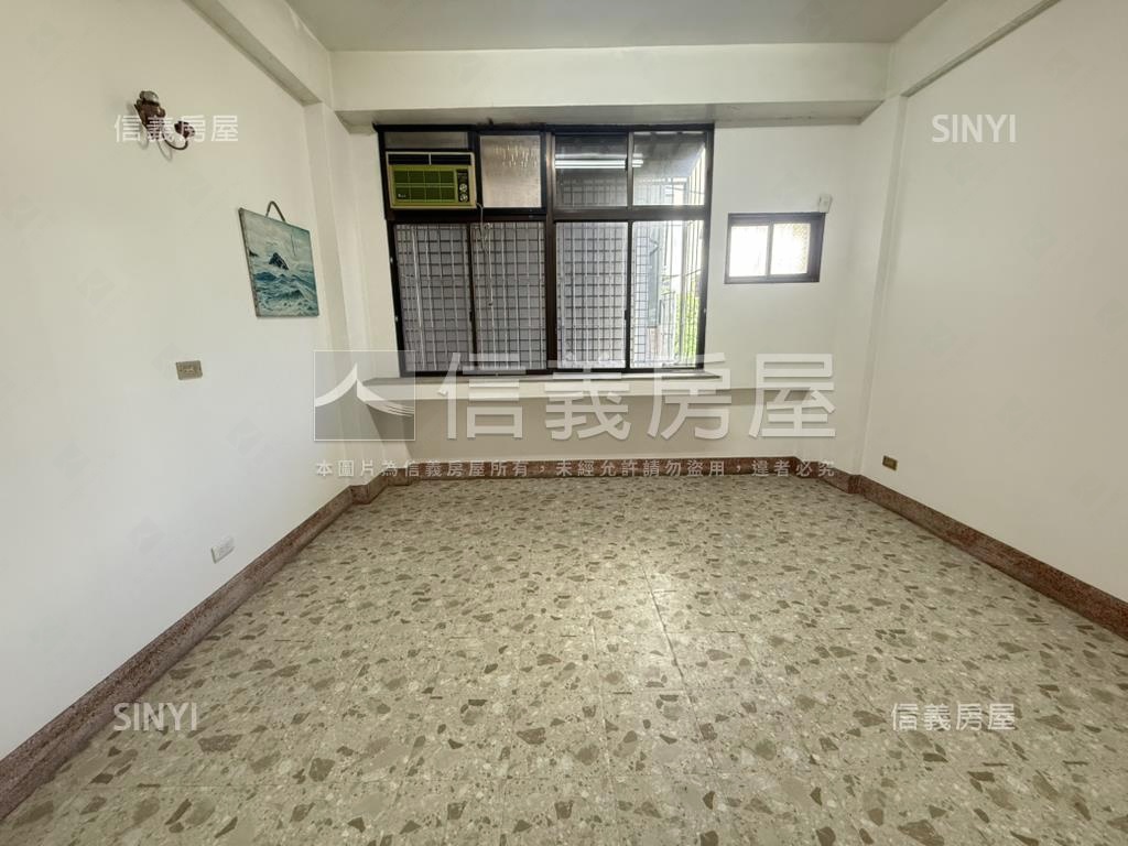 衛民街ＲＣ正３樓透天房屋室內格局與周邊環境