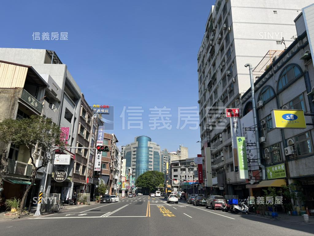 東區崇信街面寬土地房屋室內格局與周邊環境