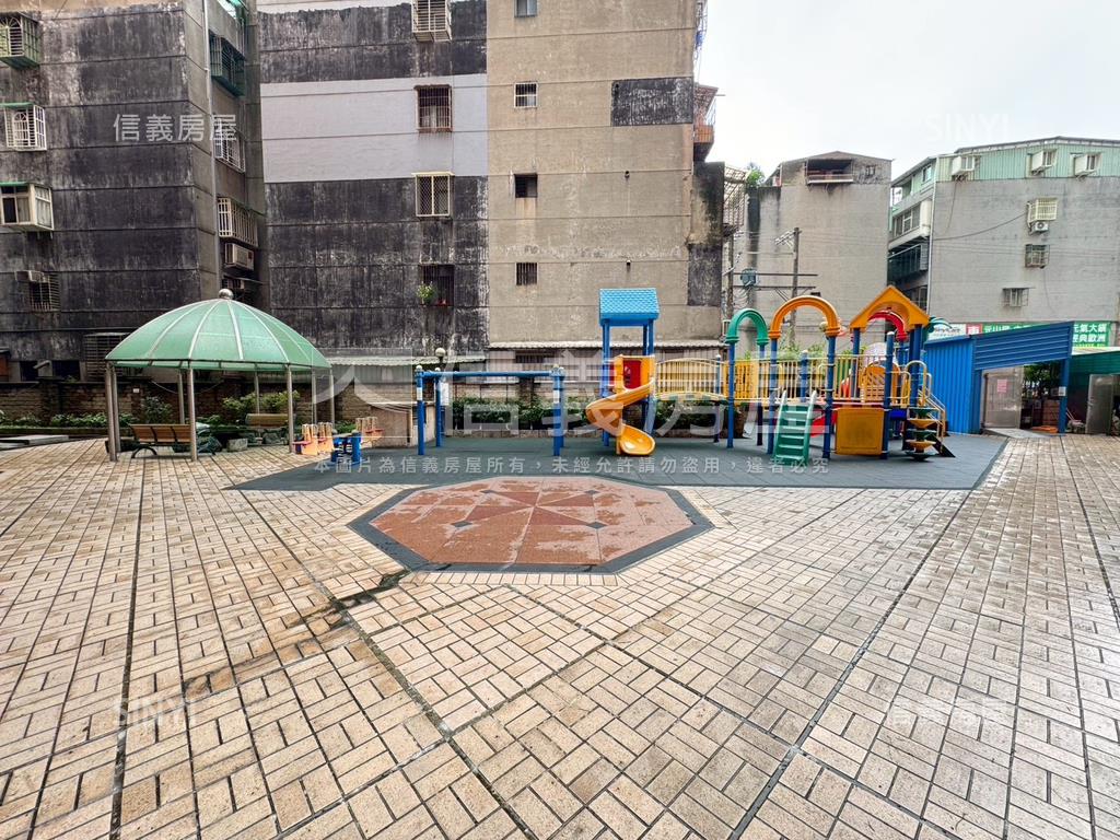 花園廣場。小資首選房屋室內格局與周邊環境