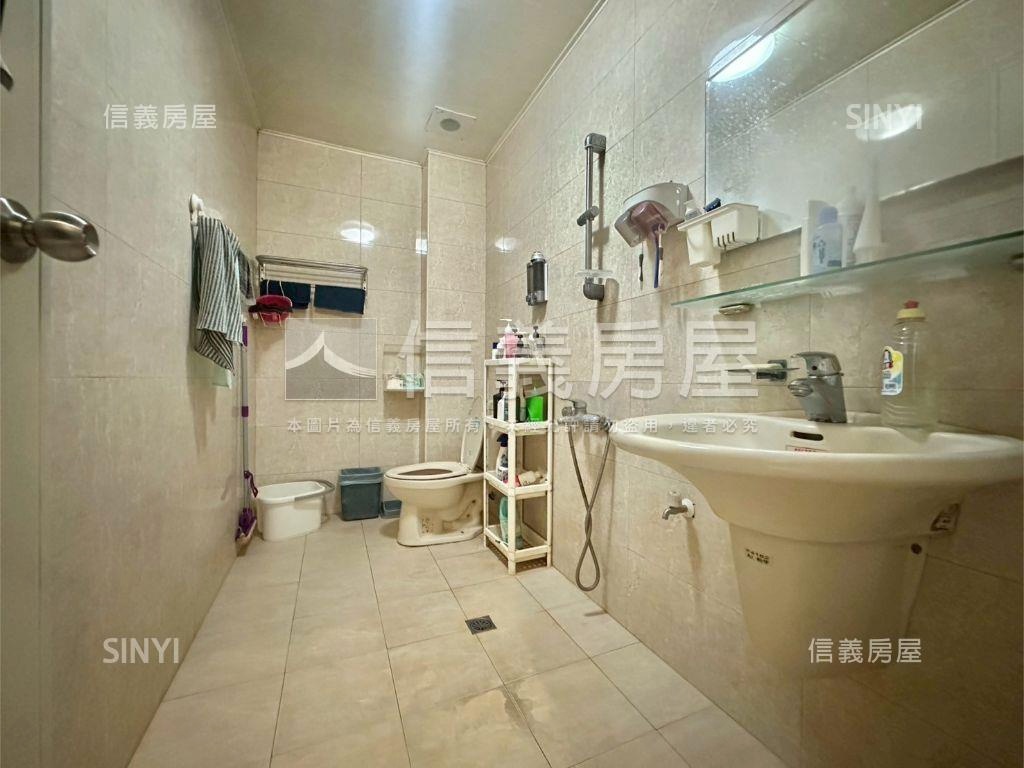 稀有大地坪臨路墅房屋室內格局與周邊環境
