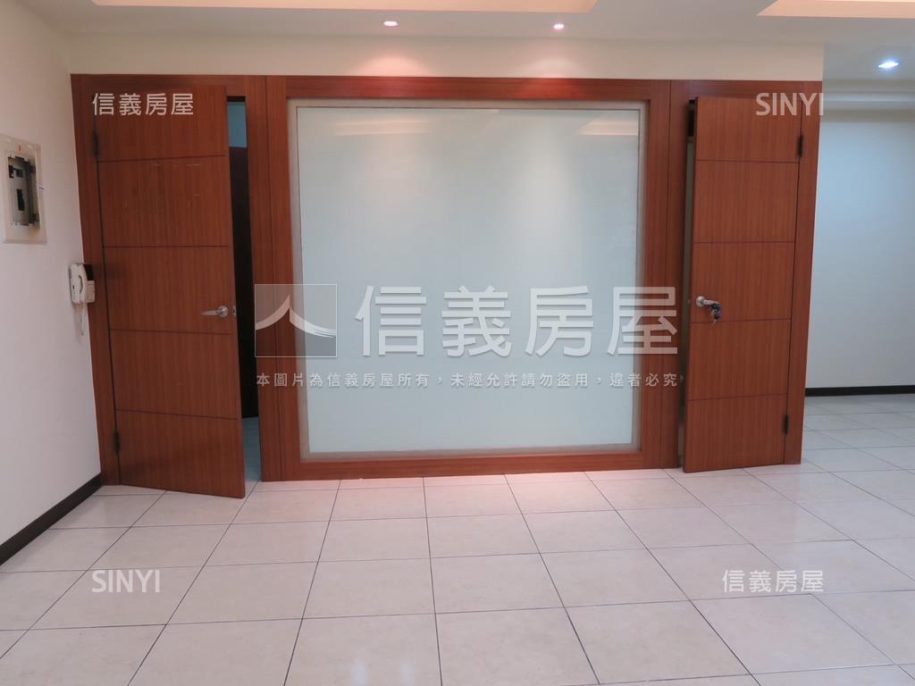 花都庭院戶美屋房屋室內格局與周邊環境