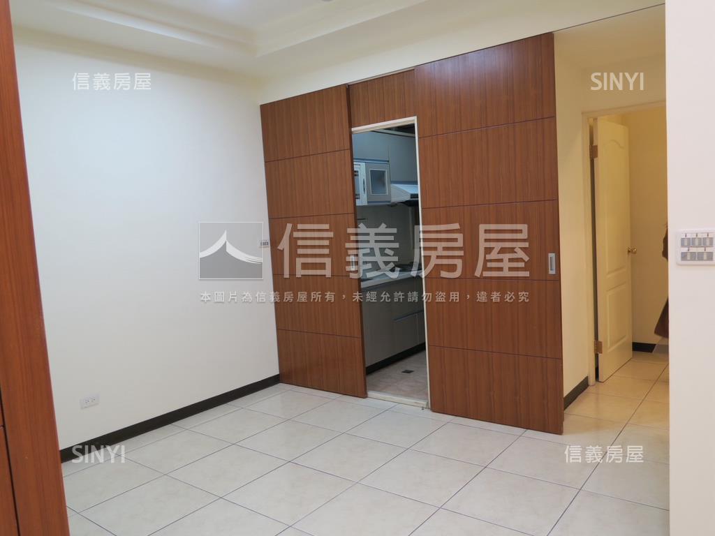 花都庭院戶美屋房屋室內格局與周邊環境