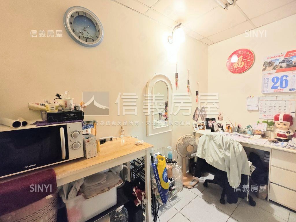 低總價邊間三房大空間房屋室內格局與周邊環境