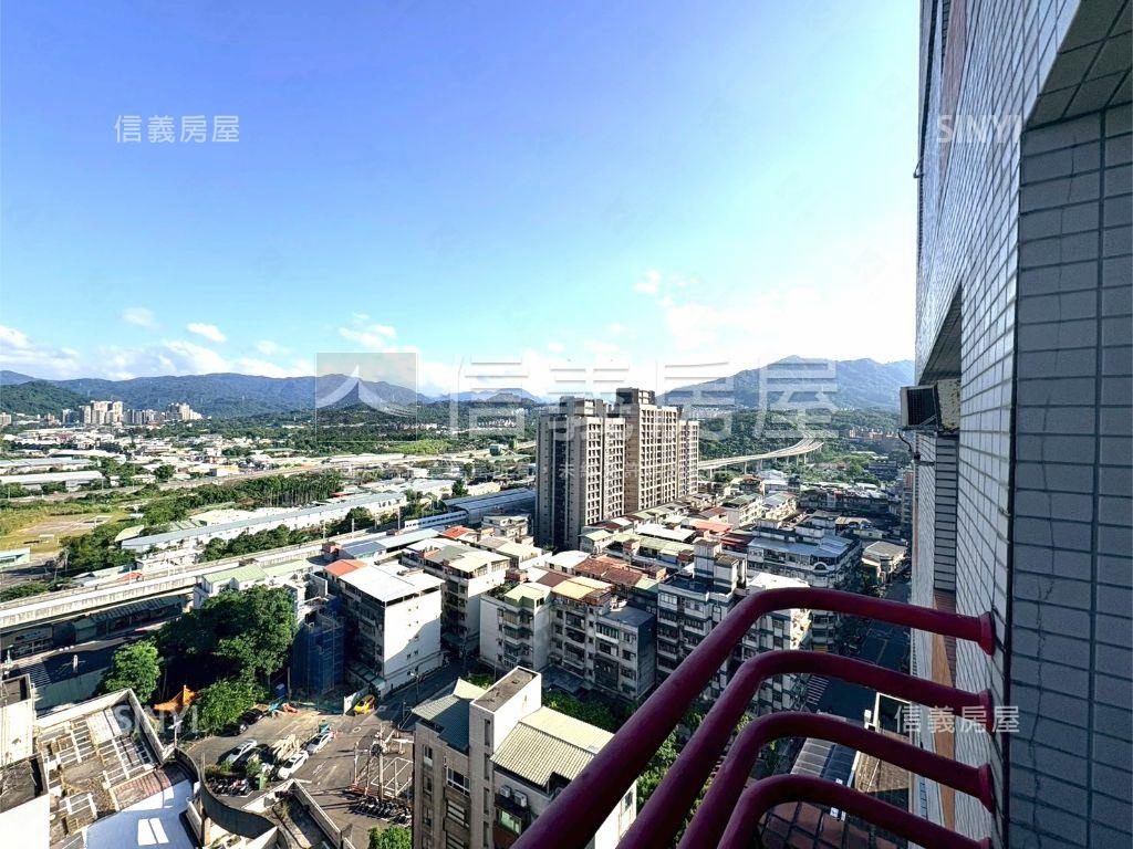 山水畫樓景觀三房車位房屋室內格局與周邊環境