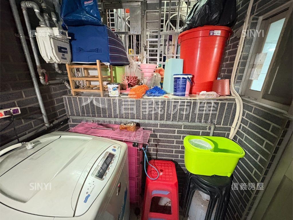 超值溫馨寶山名邸車位房屋室內格局與周邊環境