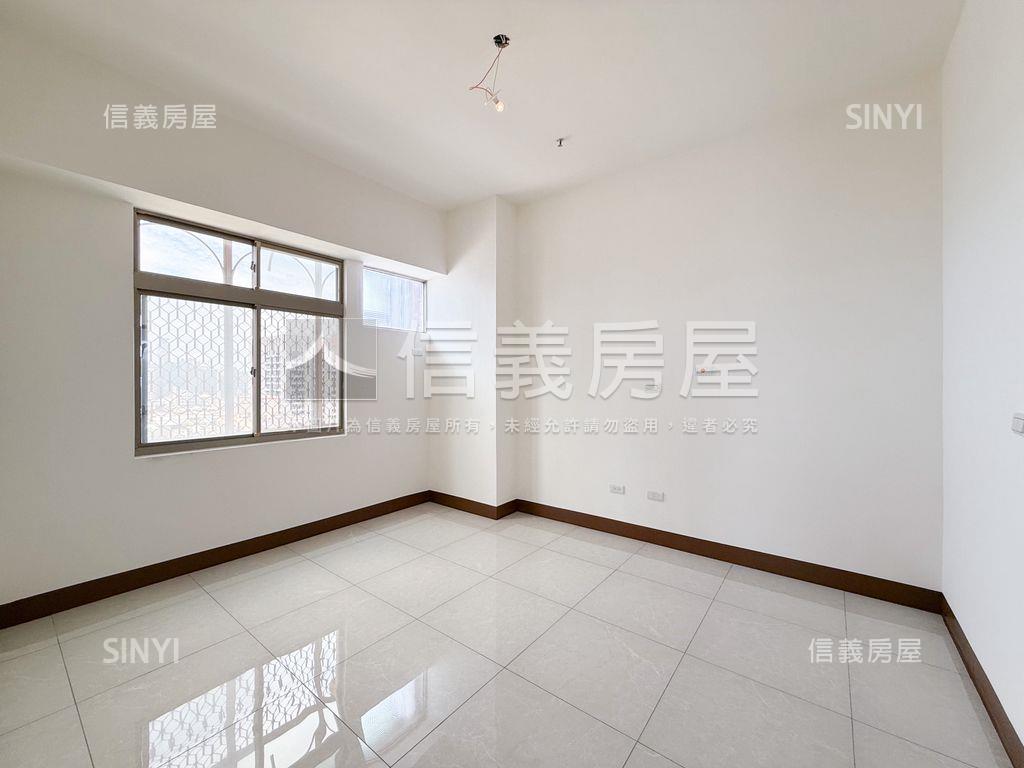 鼎中採光高樓美景三房平車房屋室內格局與周邊環境