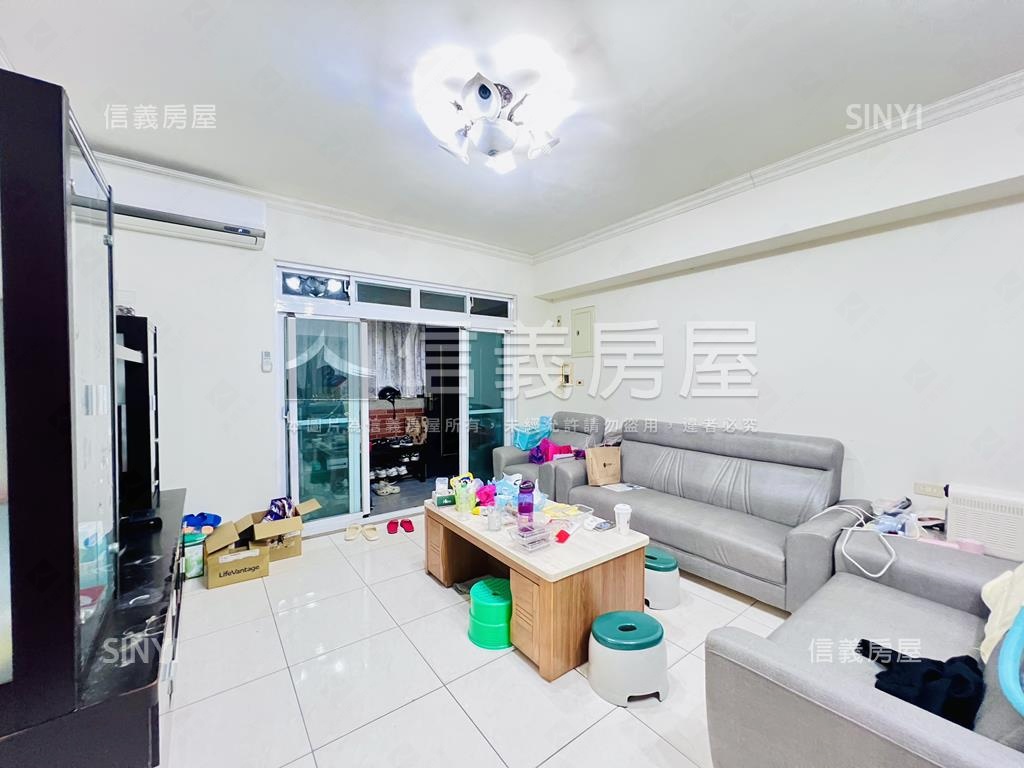 文林世家４房平面車位房屋室內格局與周邊環境