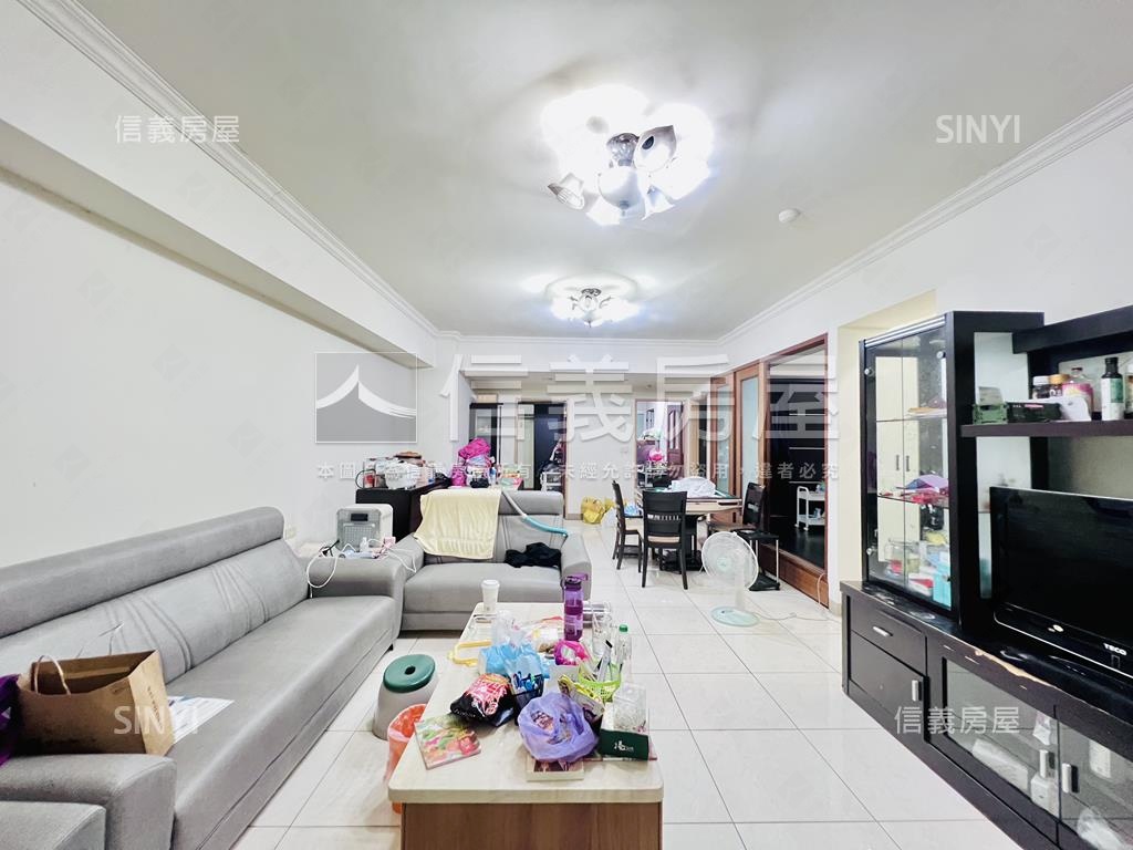 文林世家４房平面車位房屋室內格局與周邊環境