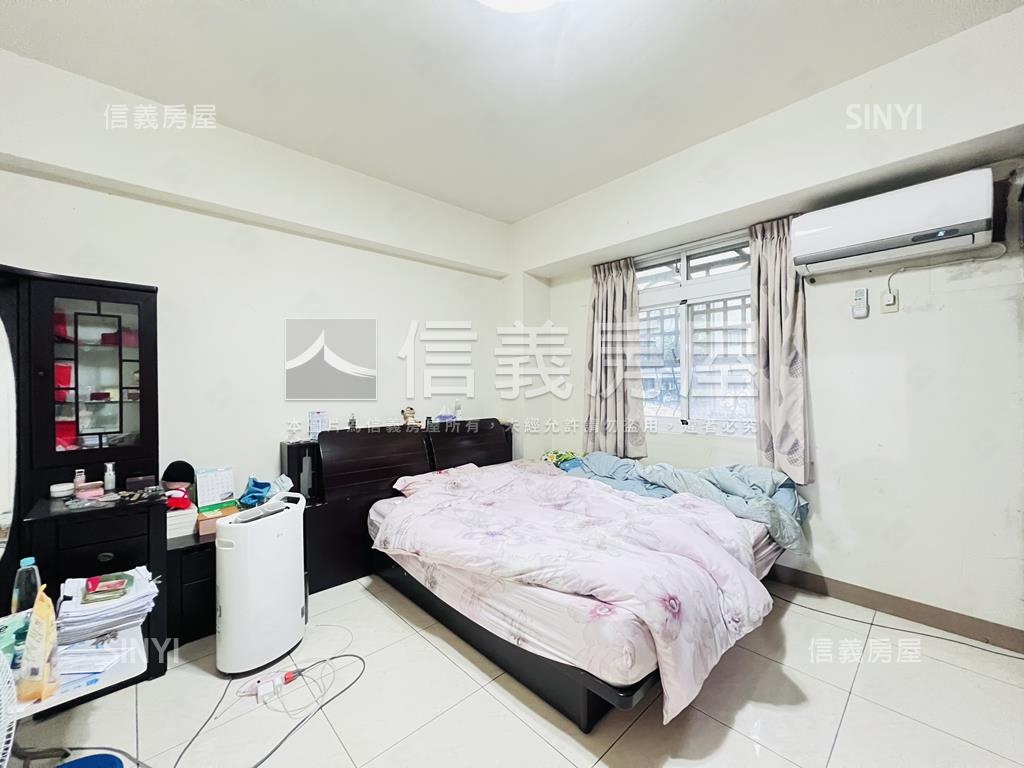 文林世家４房平面車位房屋室內格局與周邊環境