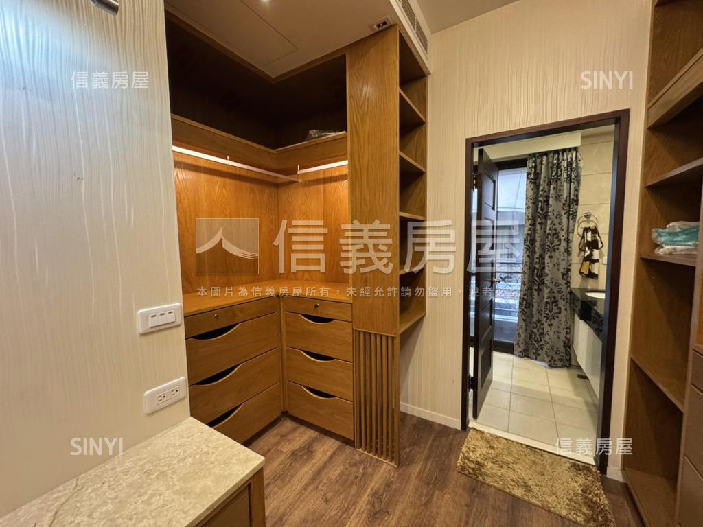 金碧輝煌海川蘊精美別墅房屋室內格局與周邊環境