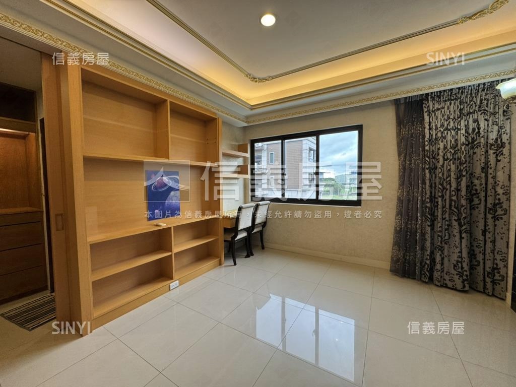 金碧輝煌海川蘊精美別墅房屋室內格局與周邊環境