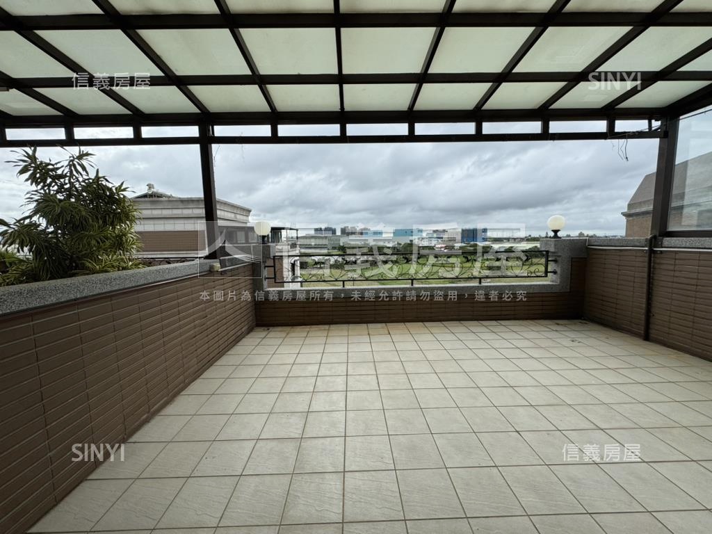 金碧輝煌海川蘊精美別墅房屋室內格局與周邊環境