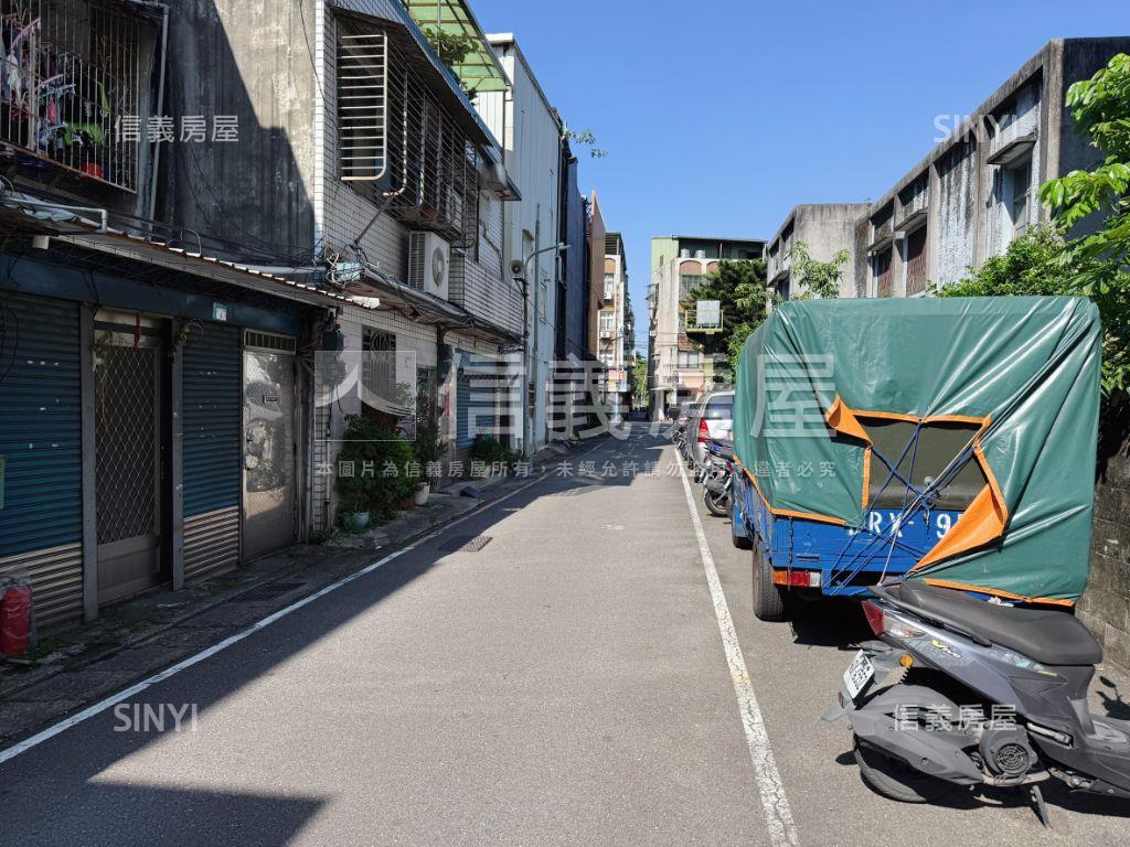活巷新泰路稀有透天房屋室內格局與周邊環境