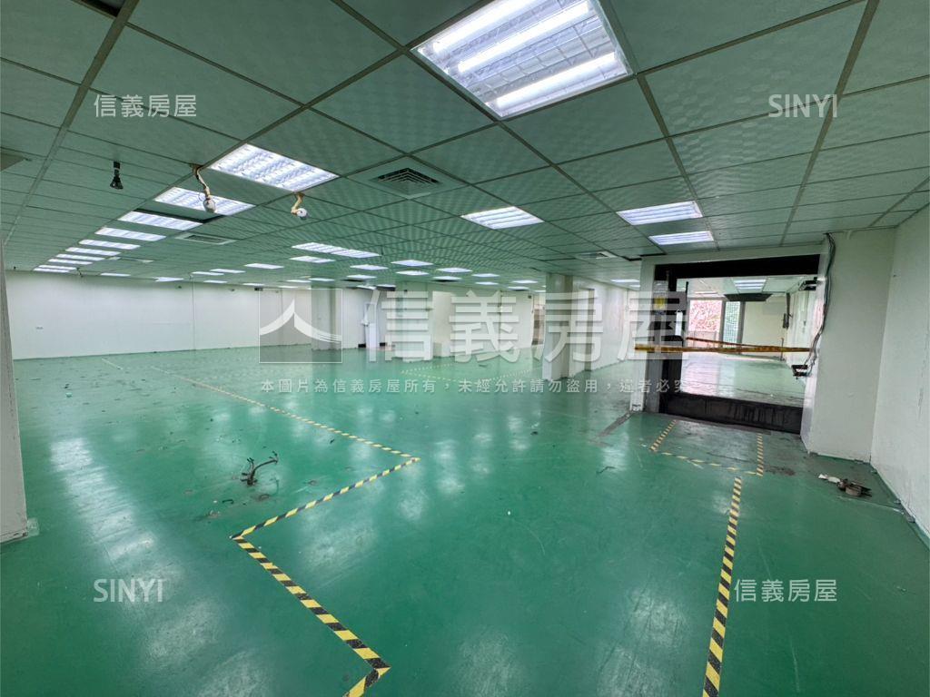 近商６０三棟透天店面房屋室內格局與周邊環境