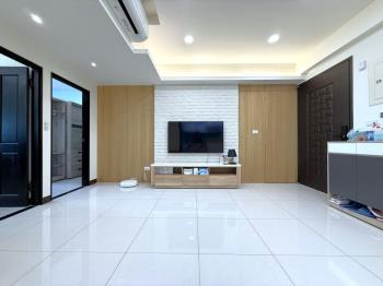 近南科裝潢兩房平車