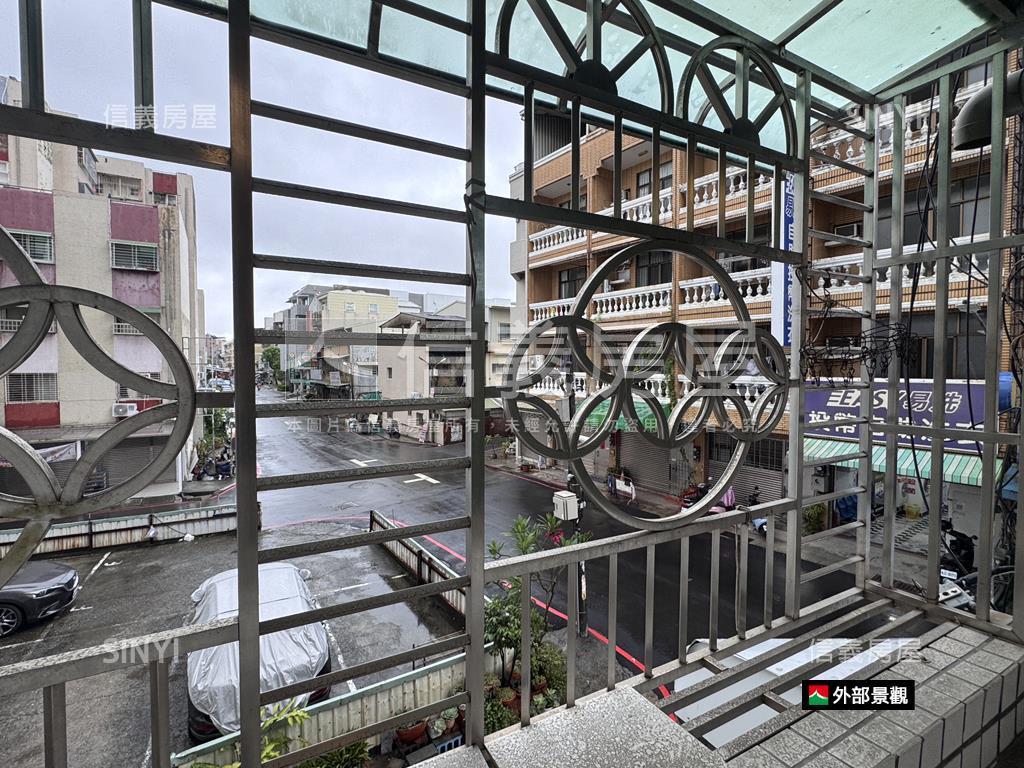 裕農路電梯兩房車位房屋室內格局與周邊環境