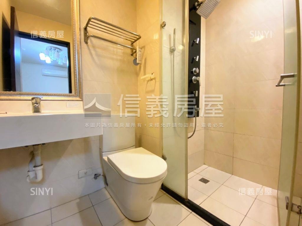專任法國紅兩房平車房屋室內格局與周邊環境