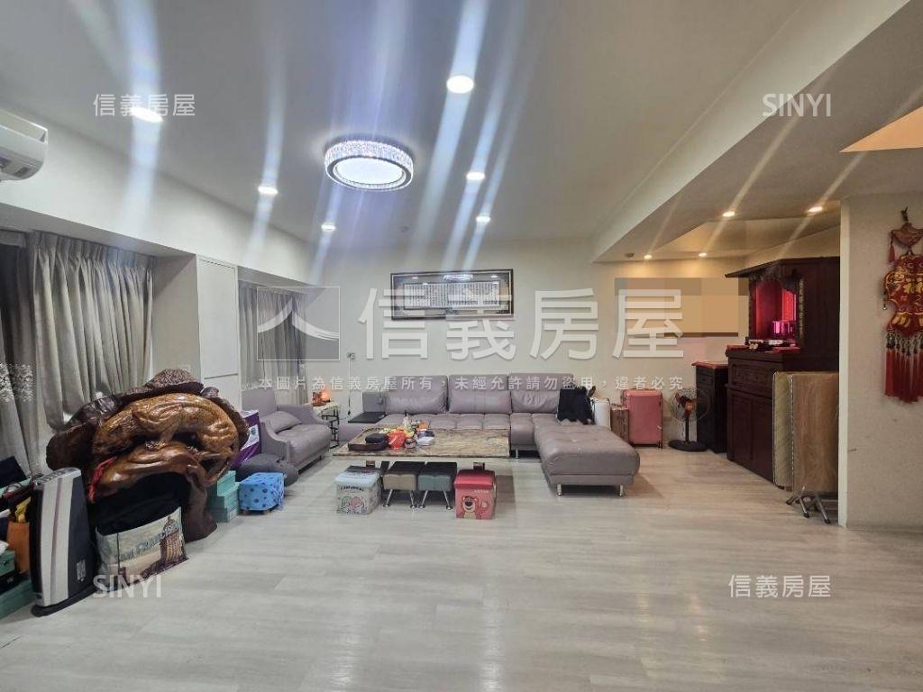 溫馨亮麗羅浮四房車位房屋室內格局與周邊環境