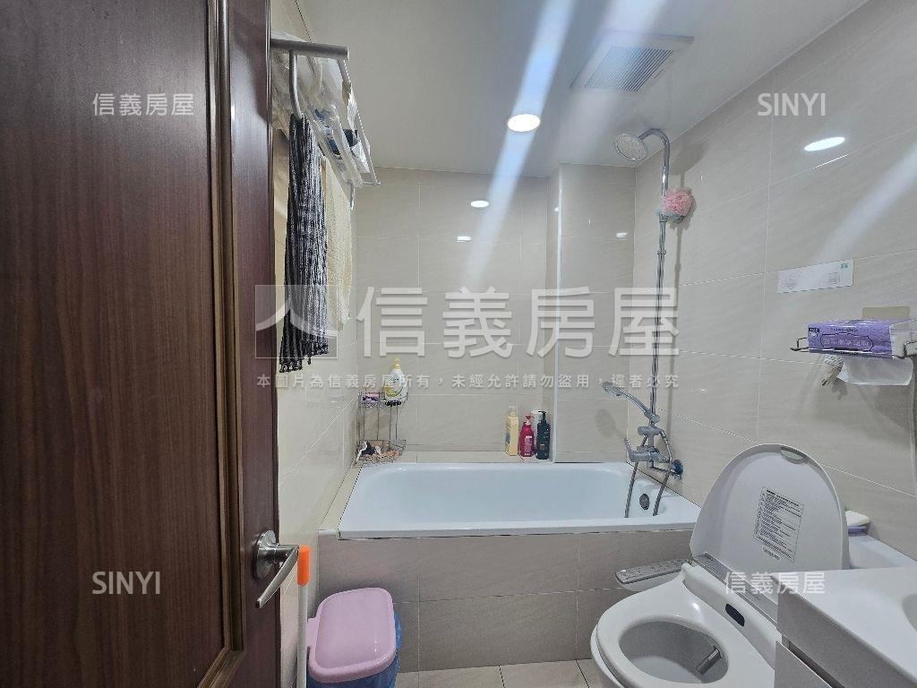 溫馨亮麗羅浮四房車位房屋室內格局與周邊環境