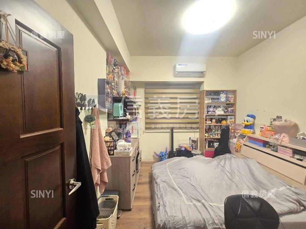 溫馨亮麗羅浮四房車位房屋室內格局與周邊環境