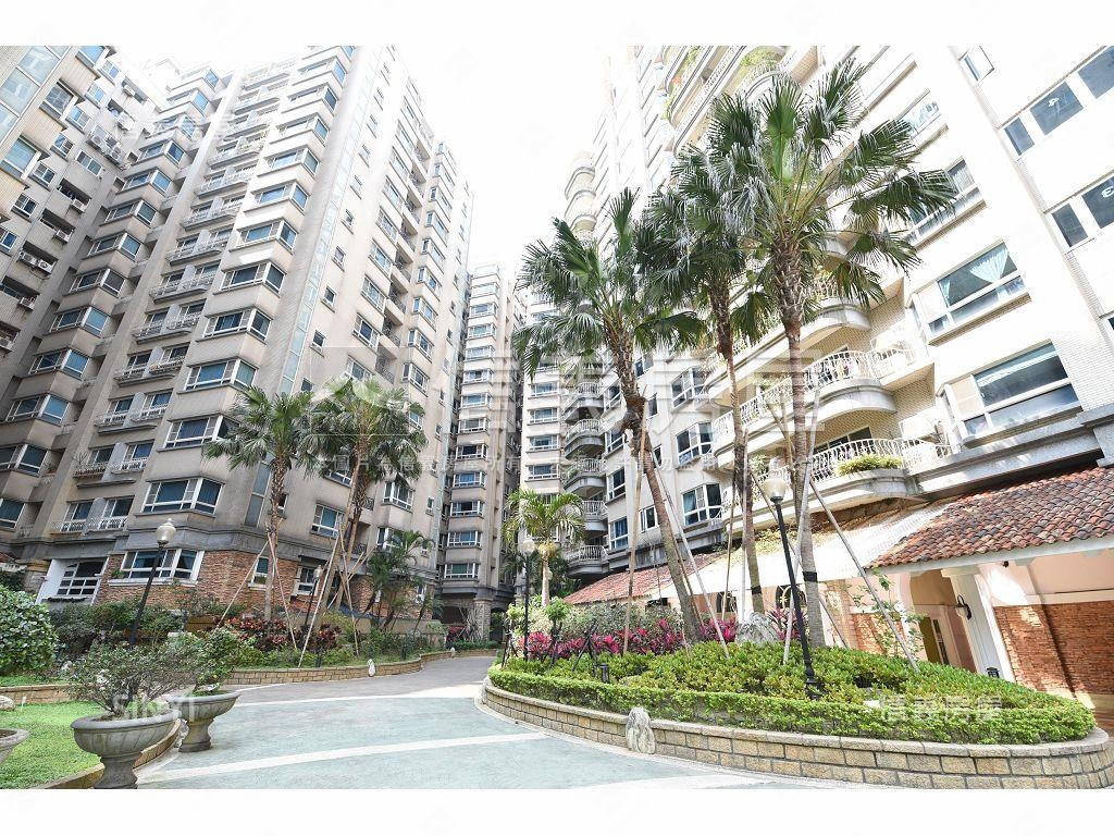 湯泉美地套房車位房屋室內格局與周邊環境