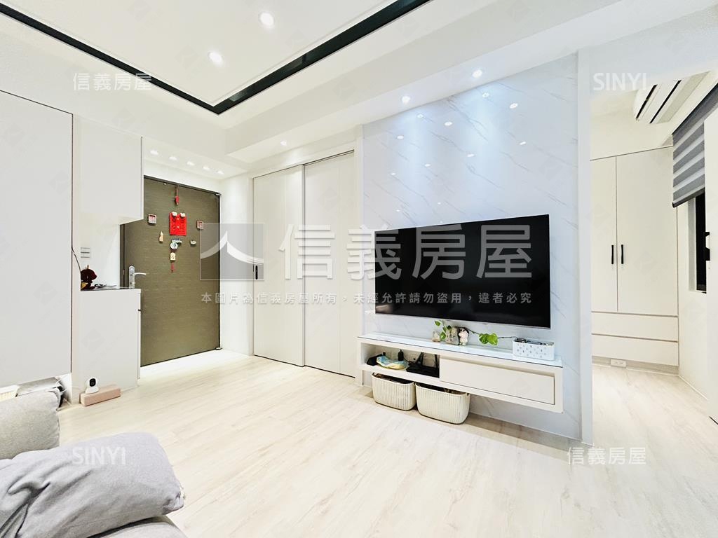 專任Ａ＋面山全景大兩房車房屋室內格局與周邊環境