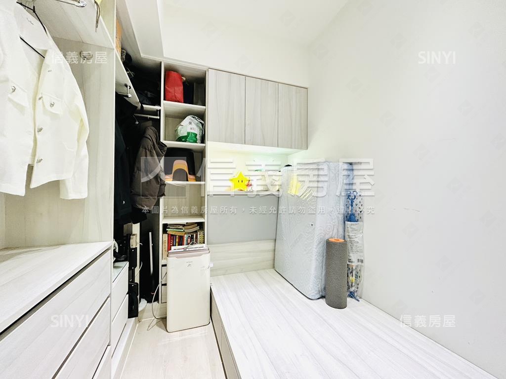 專任Ａ＋面山全景大兩房車房屋室內格局與周邊環境