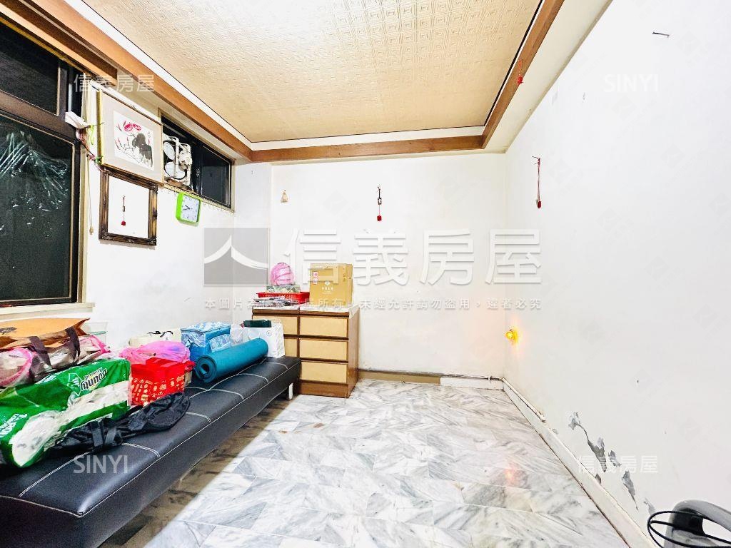 中山北靜巷面寬稀有一樓房屋室內格局與周邊環境